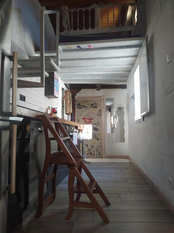 Buhardilla Casco Historico Apartment บูร์โกส ภายนอก รูปภาพ