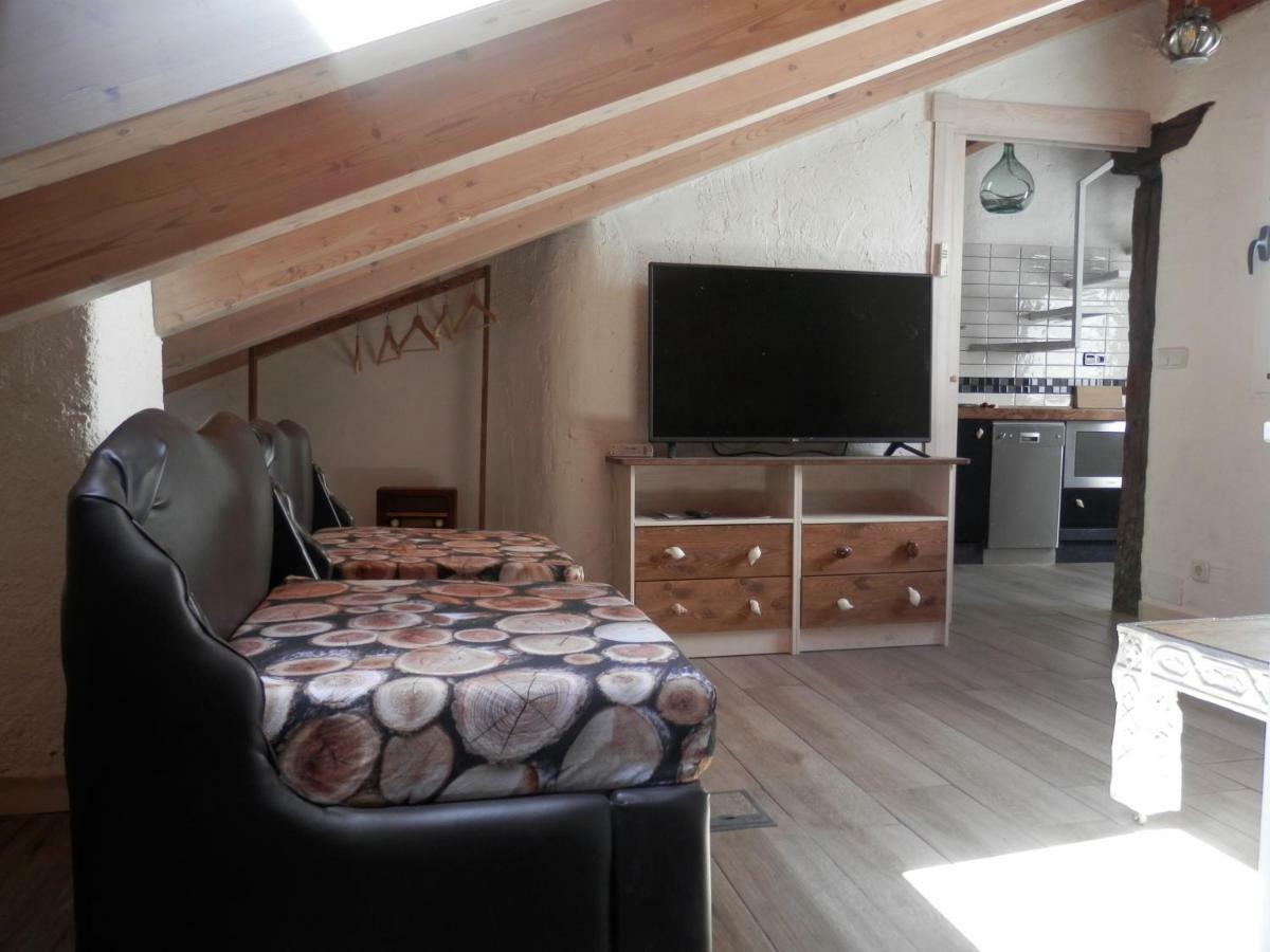 Buhardilla Casco Historico Apartment บูร์โกส ภายนอก รูปภาพ